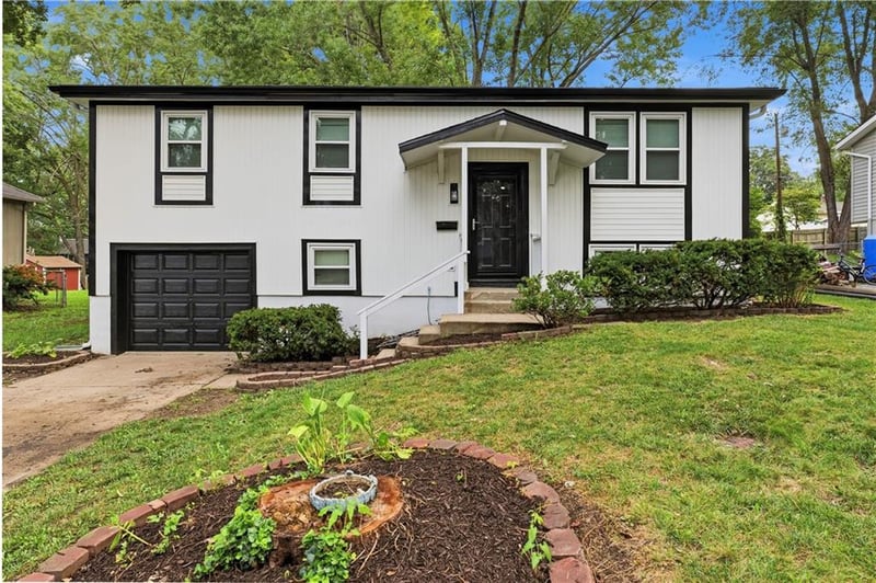 115 Brian Ave, Belton, MO 64012
