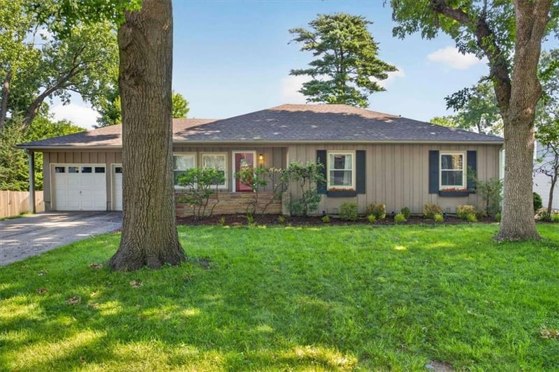 5714 77th Ter, Prairie Village, KS 66208