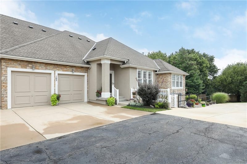 11575 Bell Court Dr #103, Olathe, KS 66061