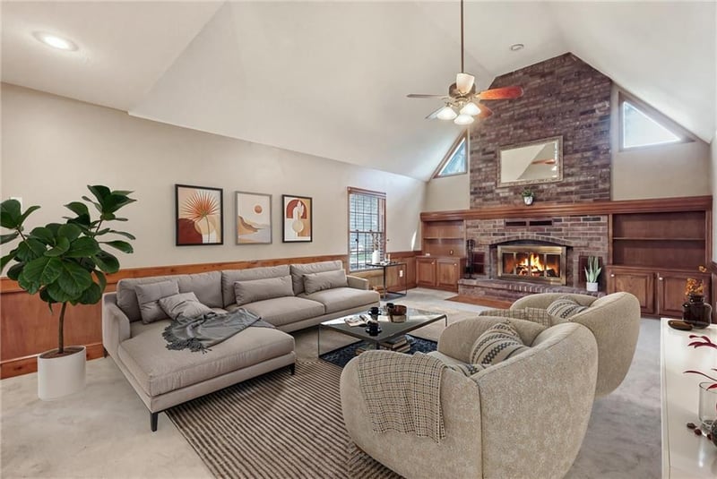 3600 SW 22nd St, Blue Springs, MO 64015