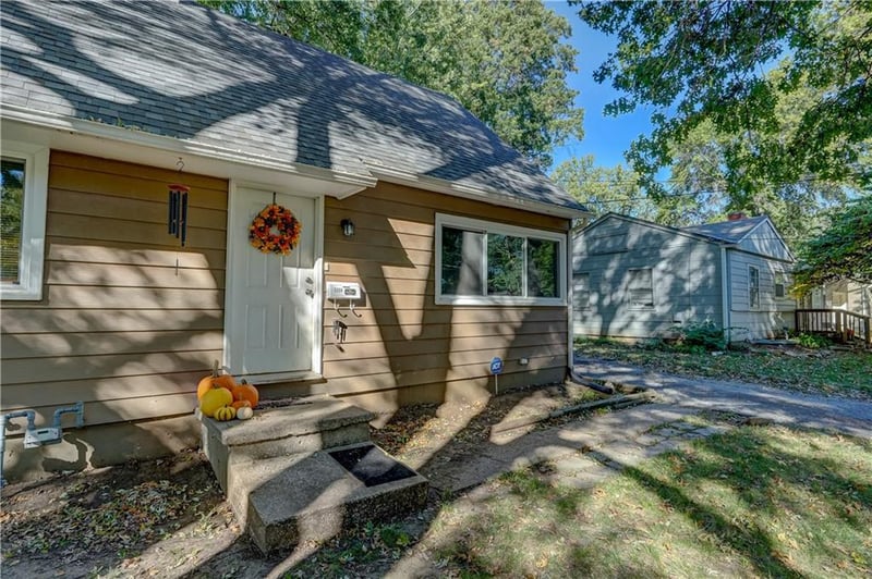 1708 Pearl St, Independence, MO 64055