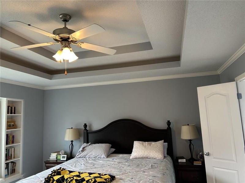 1306 74th Pl, Kansas City, MO 64118