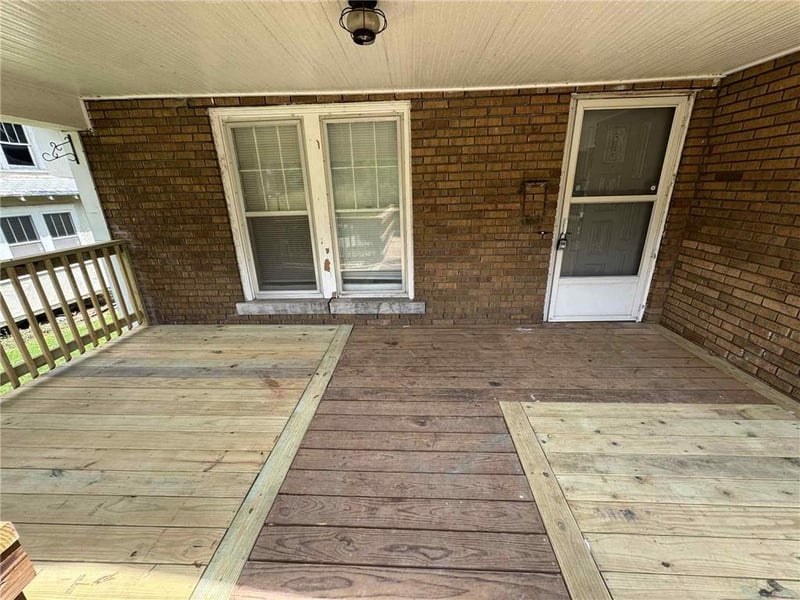 1836 Freeman Ave, Kansas City, KS 66102