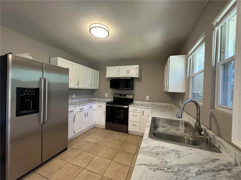 1836 Freeman Ave, Kansas City, KS 66102