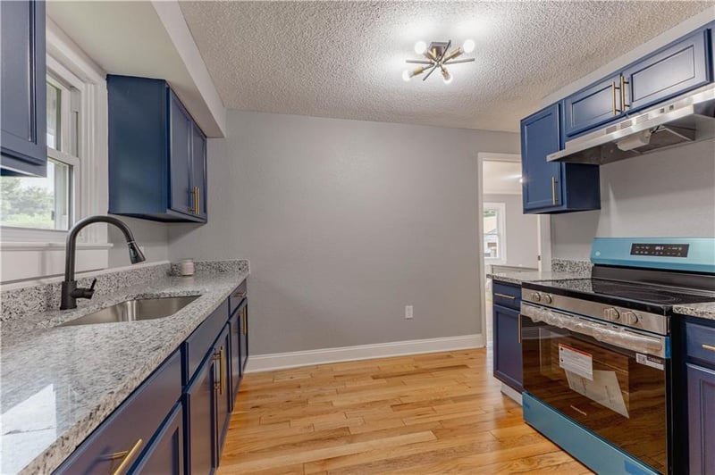 116 Ash Ave, Independence, MO 64053