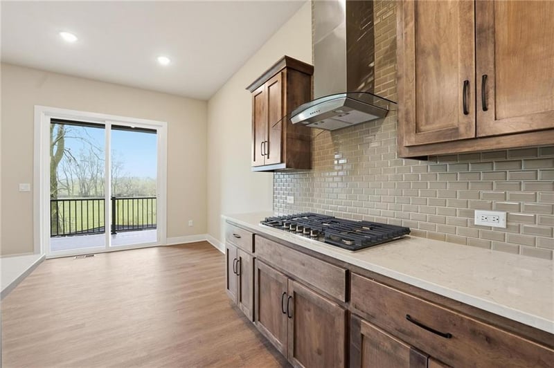 20653 Skyview Ln, Spring Hill, KS 66083
