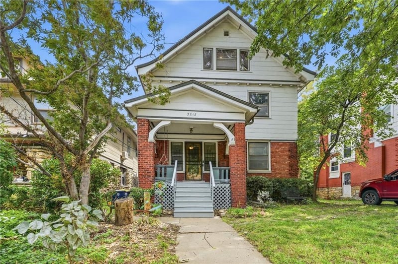 3215 Central St, Kansas City, MO 64111