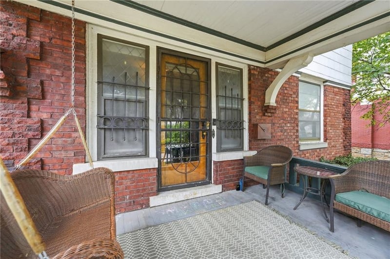 3215 Central St, Kansas City, MO 64111