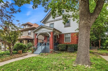 3215 Central St, Kansas City, MO 64111