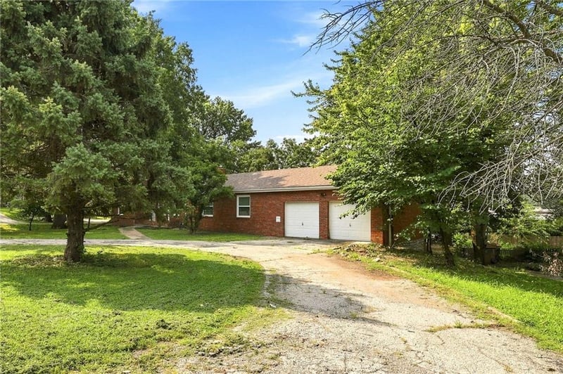 3714 Blue Ridge Blvd, Independence, MO 64052