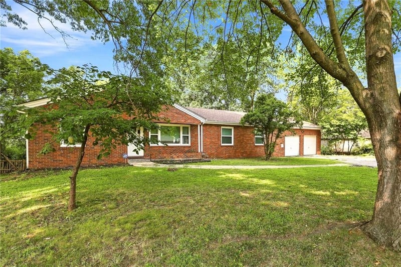 3714 Blue Ridge Blvd, Independence, MO 64052