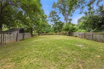 1124 80th St, Kansas City, MO 64131