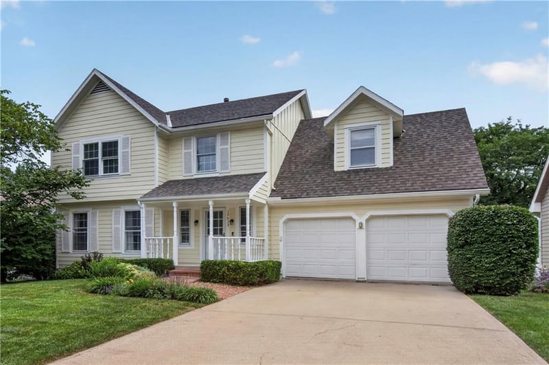 12429 Ellsworth St, Olathe, KS 66062