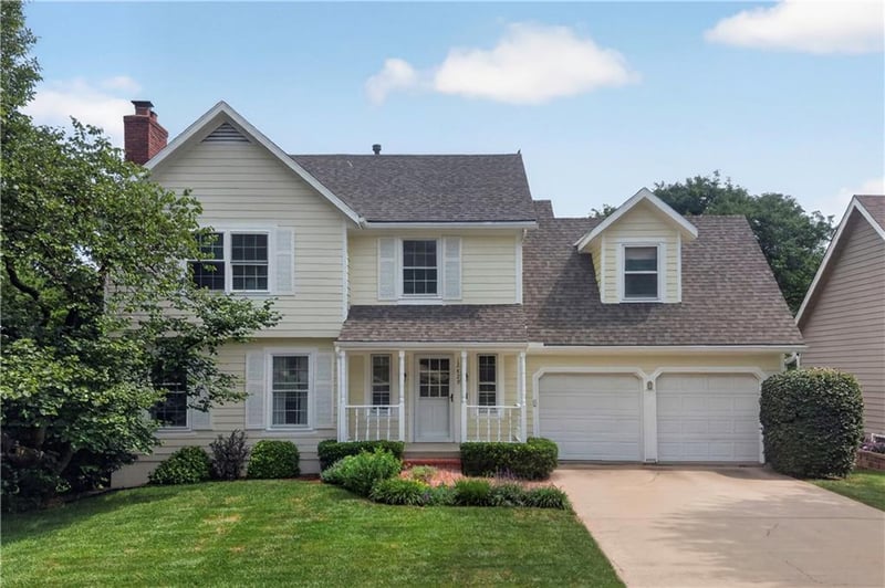 12429 Ellsworth St, Olathe, KS 66062