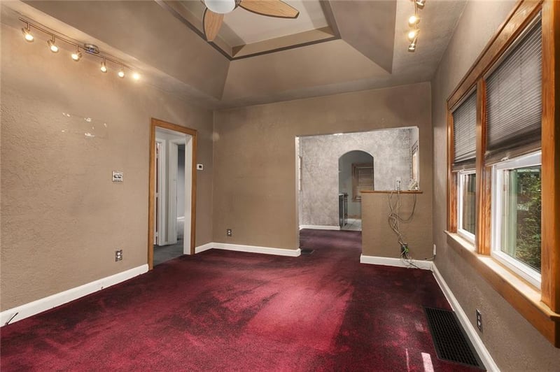 637 Huttig Ave, Independence, MO 64053