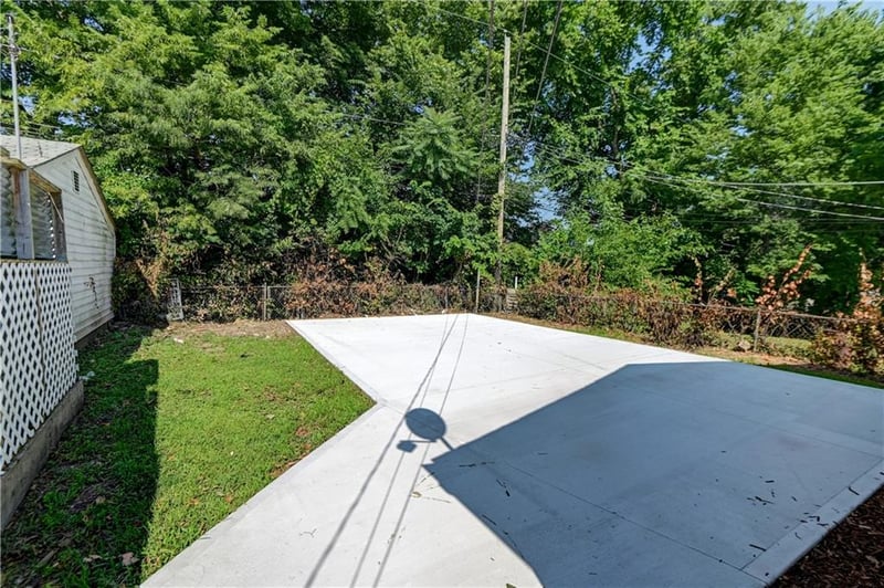 1540 Poplar Ave, Kansas City, MO 64127