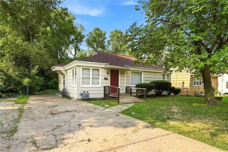 3119 Kimball Ave, Kansas City, KS 66104