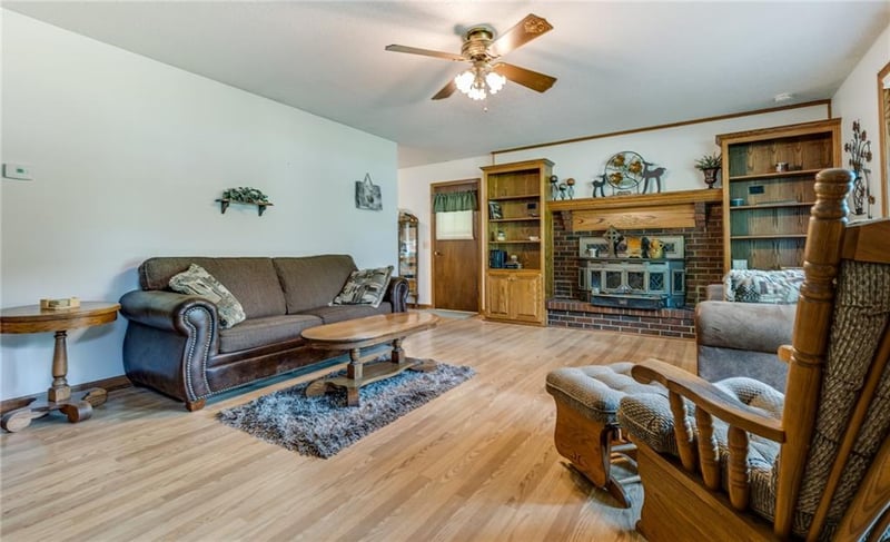 501 Oak St, Rich Hill, MO 64779