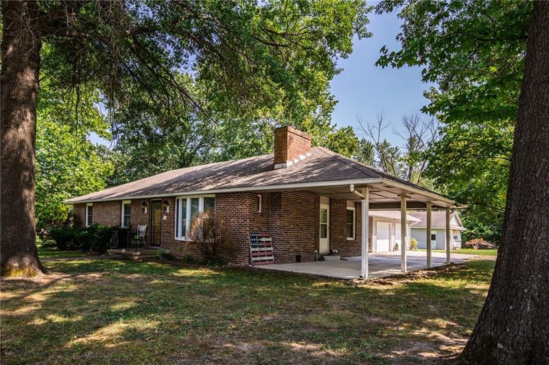 501 Oak St, Rich Hill, MO 64779