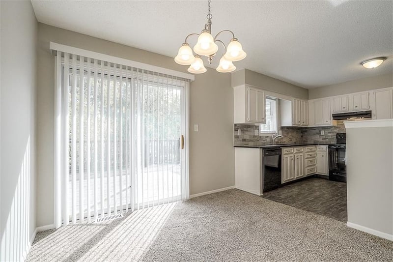 2412 SW 2nd Ter, Blue Springs, MO 64014