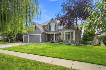 9309 156th Pl, Overland Park, KS 66221