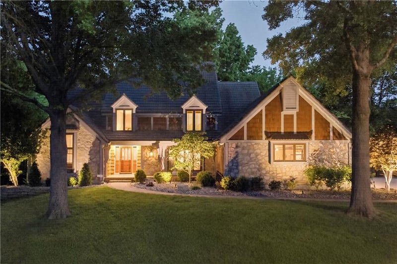 10703 124 St, Overland Park, KS 66213