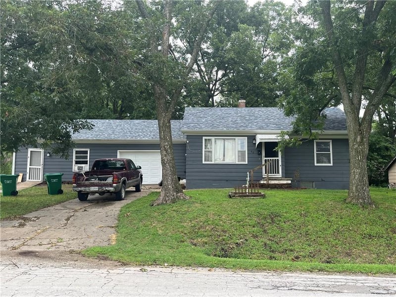 417 Main St, Butler, MO 64730