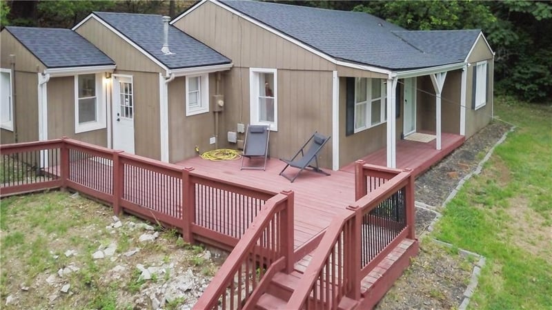 20118 Truman Rd, Independence, MO 64056