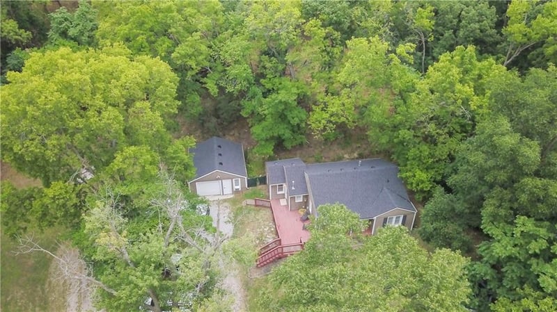 20118 Truman Rd, Independence, MO 64056