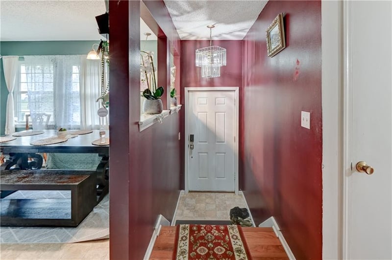 2400 84th Ter, Kansas City, MO 64154