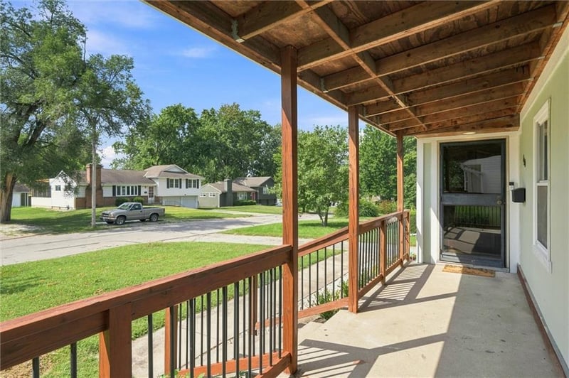 610 W 86th Ter, Kansas City, MO 64114