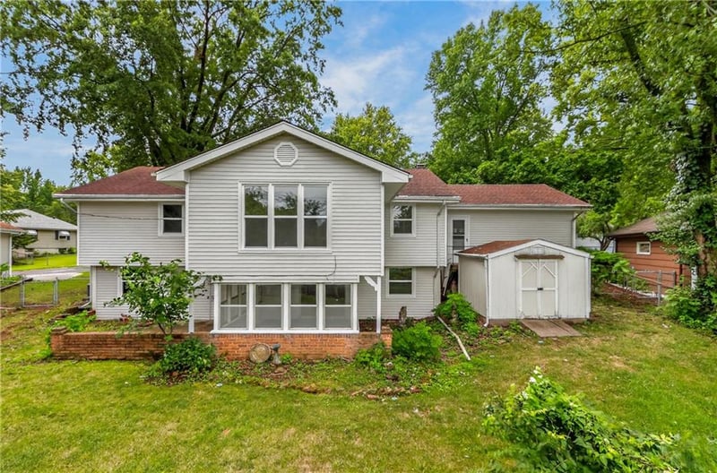 10300 72nd St, Raytown, MO 64133