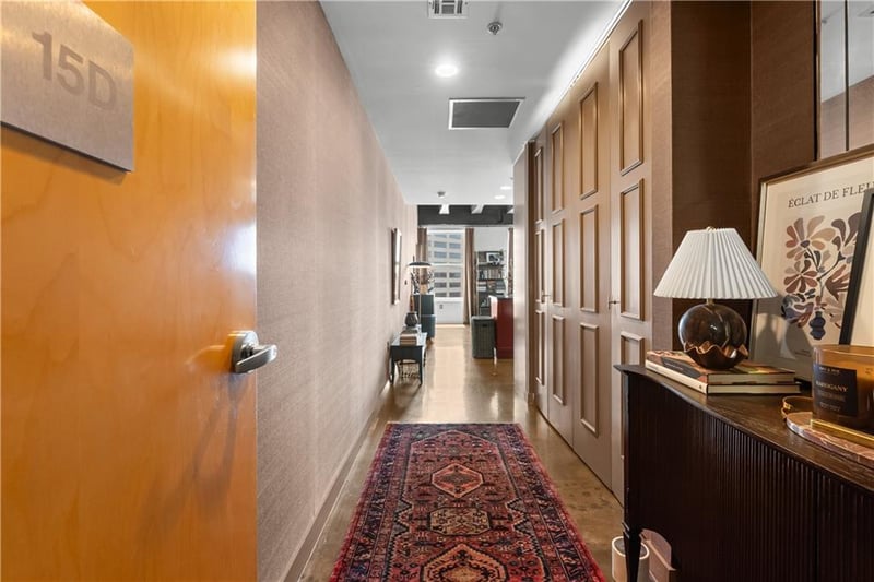 21 W 10th St #15D, Kansas City, MO 64105