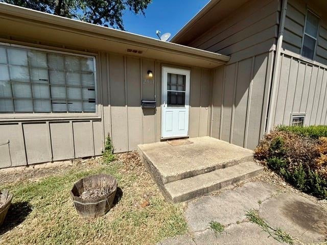 2911 - 2913 Belle Haven Dr, Lawrence, KS 66046