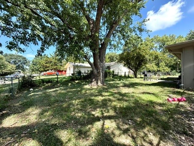 2911 - 2913 Belle Haven Dr, Lawrence, KS 66046
