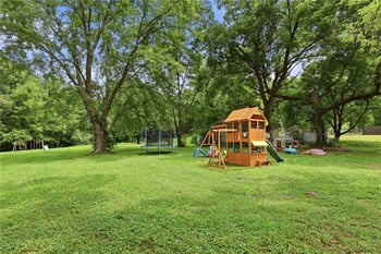 3009 N 52nd St, Kansas City, KS 66104