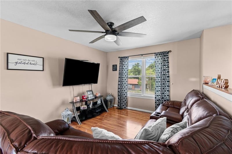 805 Royle St, Richmond, MO 64085