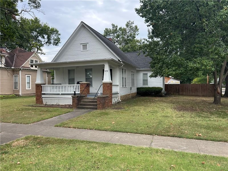 1202 S Main St, Fort Scott, KS 66701