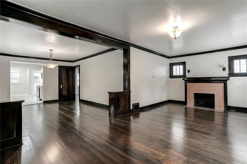 4206 Bell St, Kansas City, MO 64111