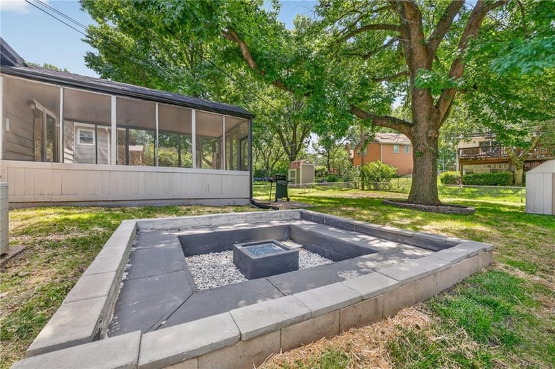 10909 72nd Ter, Shawnee, KS 66203