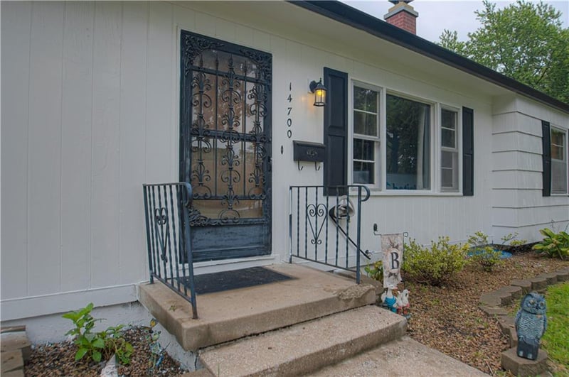 14700 39th Ter, Independence, MO 64055