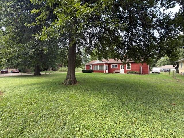 7641 Santa Fe Dr, Overland Park, KS 66204