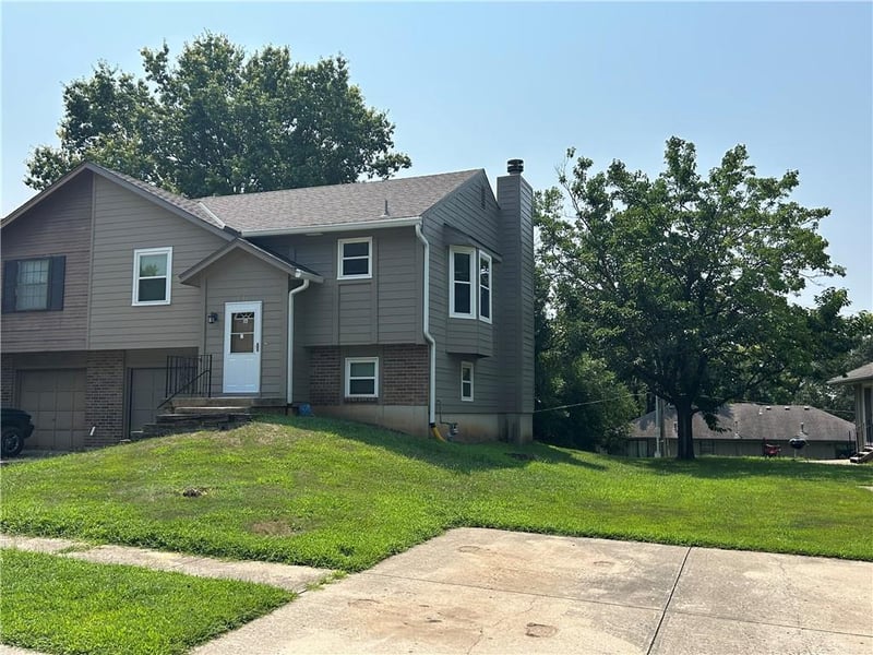 17405 41st Ter, Independence, MO 64055
