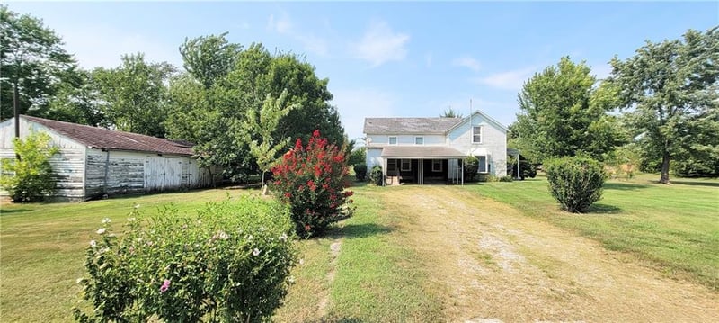 302 Spruce St, Redfield, KS 66769