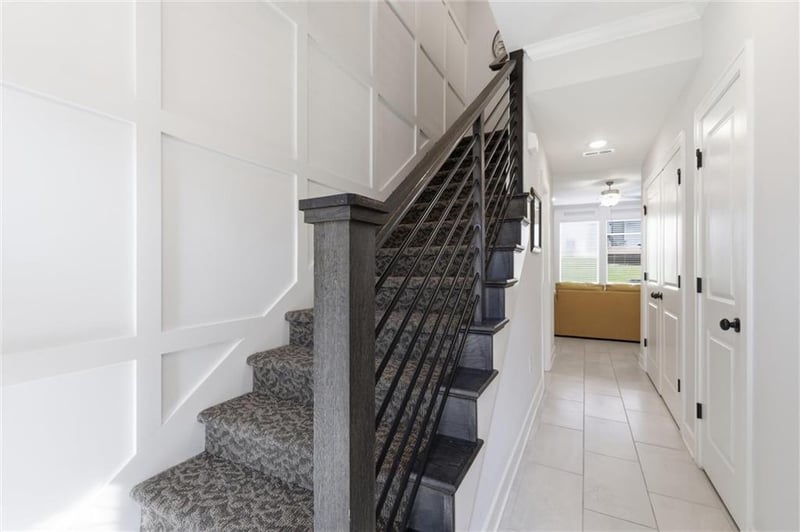 7374 Griffey St, Parkville, MO 64152