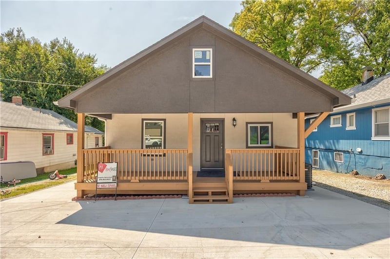 4015 67th Ter, Kansas City, MO 64132