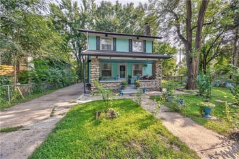 4015 E 67th Ter, Kansas City, MO 64132