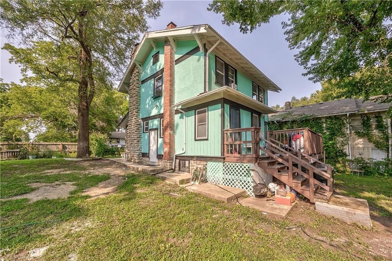 4015 E 67th Ter, Kansas City, MO 64132