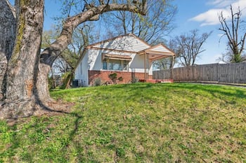 7205 Wabash Ave, Kansas City, MO 64132