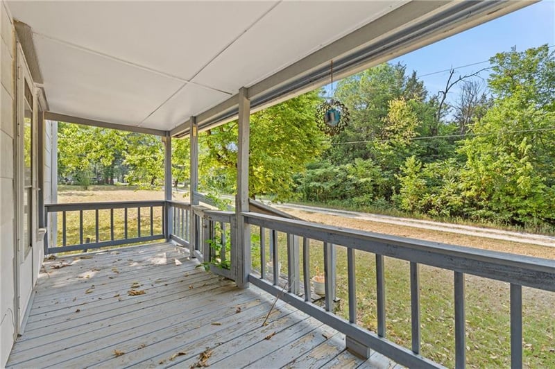 402 Elm St, Dearing, KS 67340